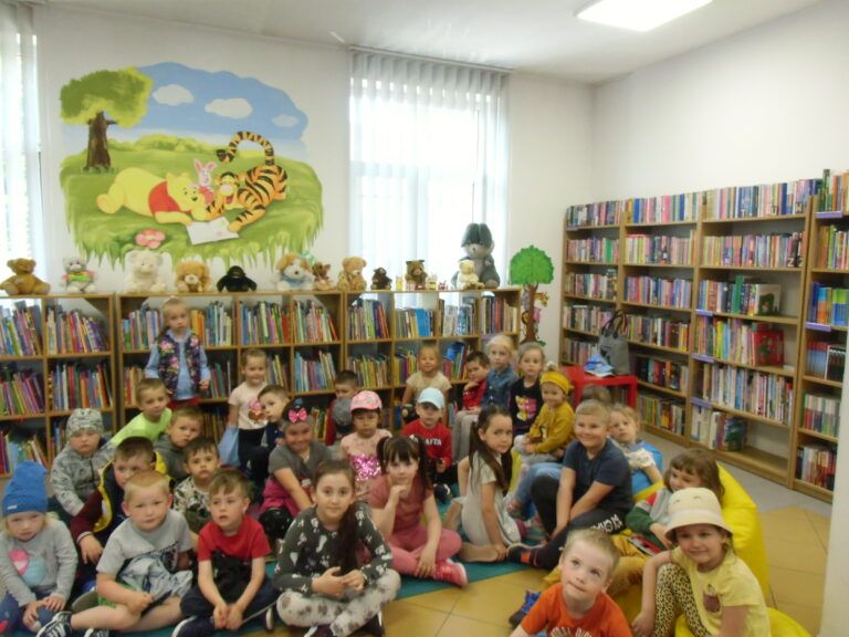 Przedszkolaki w Bibliotece…
